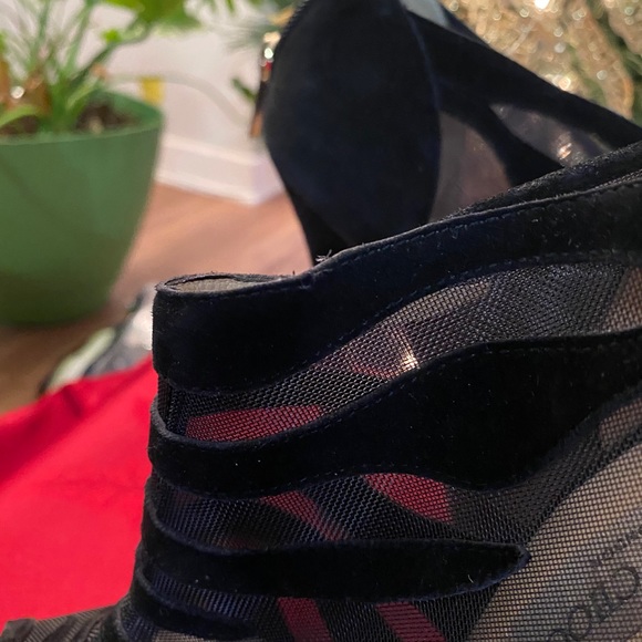 Jimmy Choo - Picture 6 of 12